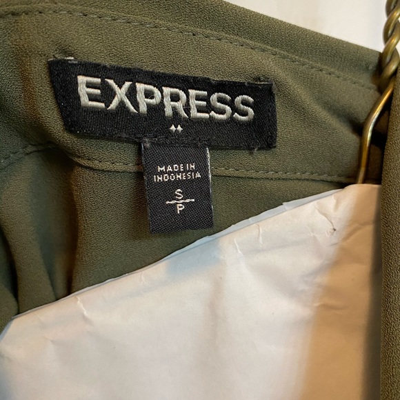 Green blouse - Picture 2 of 3